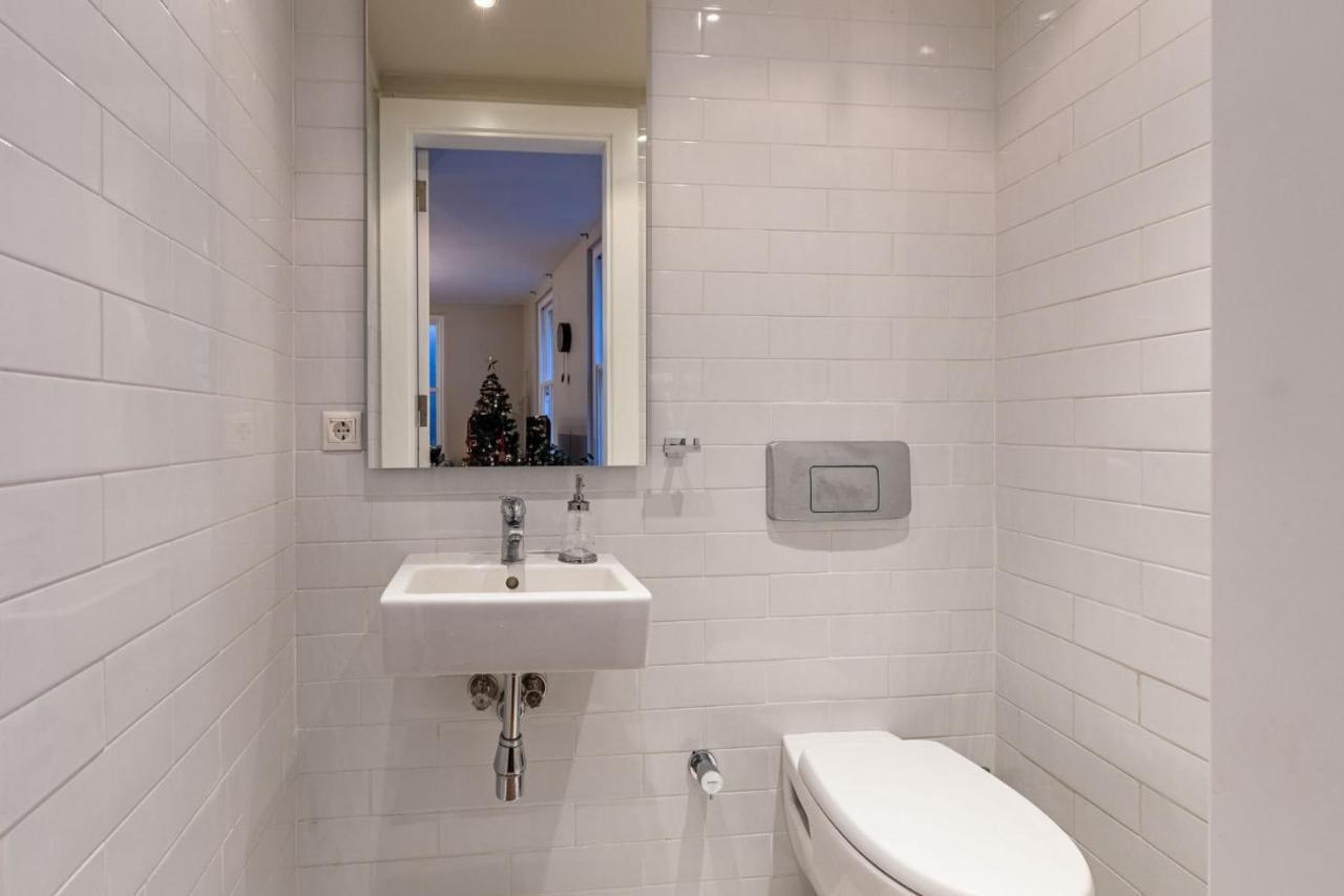شقة Mesmerizing Flat With Bosphorus View In Beyoglu اسطنبول المظهر الخارجي الصورة