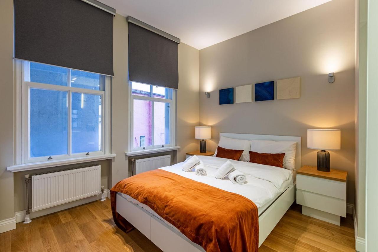 شقة Mesmerizing Flat With Bosphorus View In Beyoglu اسطنبول المظهر الخارجي الصورة
