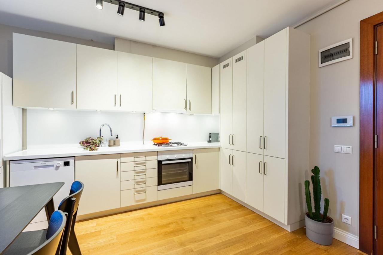 شقة Mesmerizing Flat With Bosphorus View In Beyoglu اسطنبول المظهر الخارجي الصورة